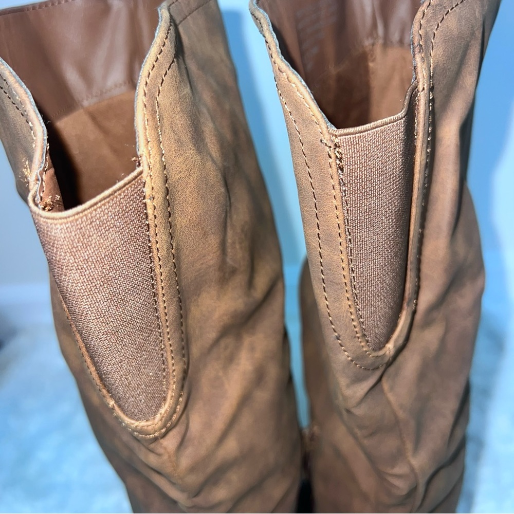 Classic Brown XOXO Cowgirl Riding Boots with Stud Buckle - Picture 10 of 13